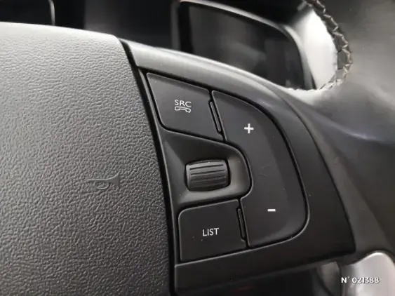 DS DS 5 - voiture d'occasion - Photo 27
