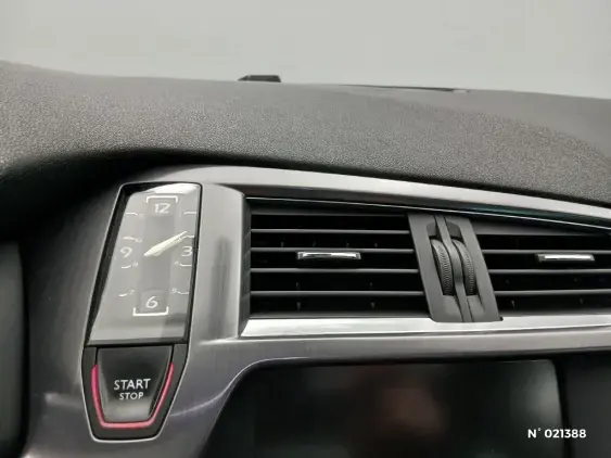DS DS 5 - voiture d'occasion - Photo 28