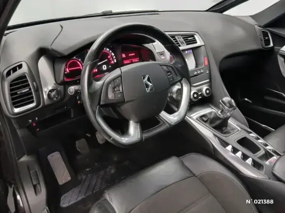 DS DS 5 - voiture d'occasion - Photo 40