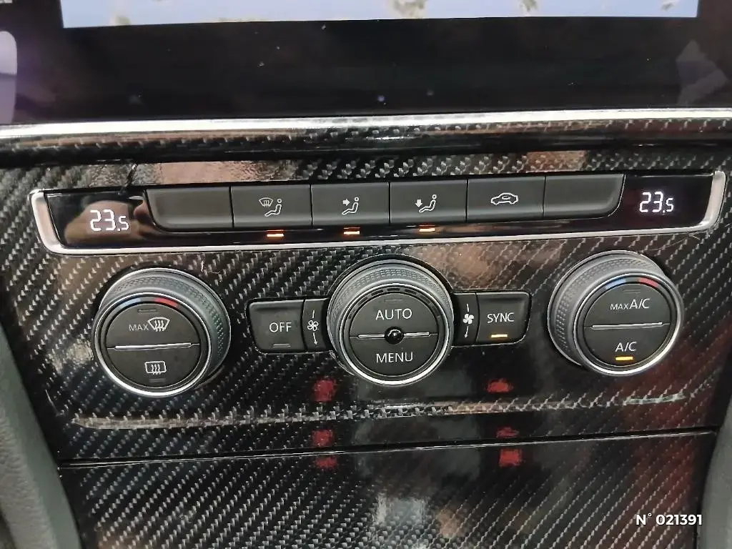 VOLKSWAGEN GOLF VII - Miniature 16