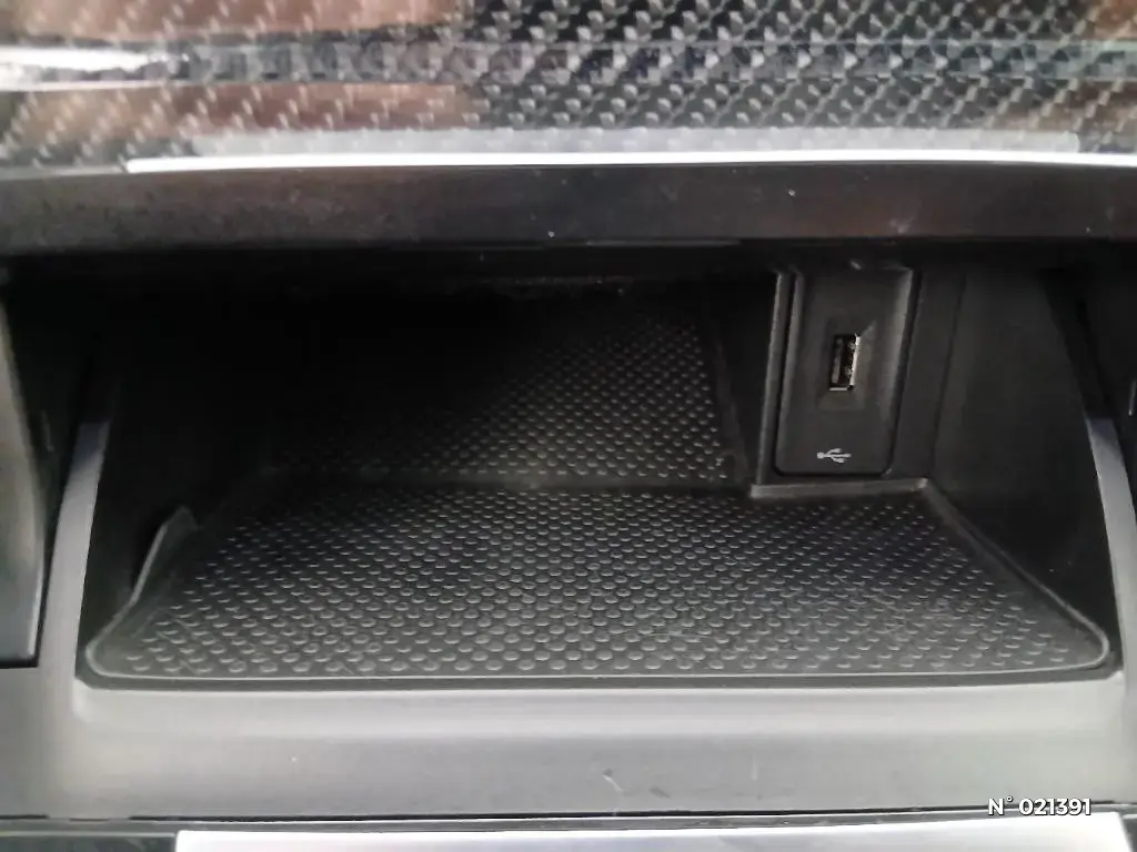 VOLKSWAGEN GOLF VII - Miniature 17