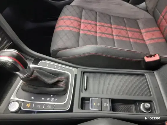 VOLKSWAGEN GOLF VII - voiture d'occasion - Photo 32