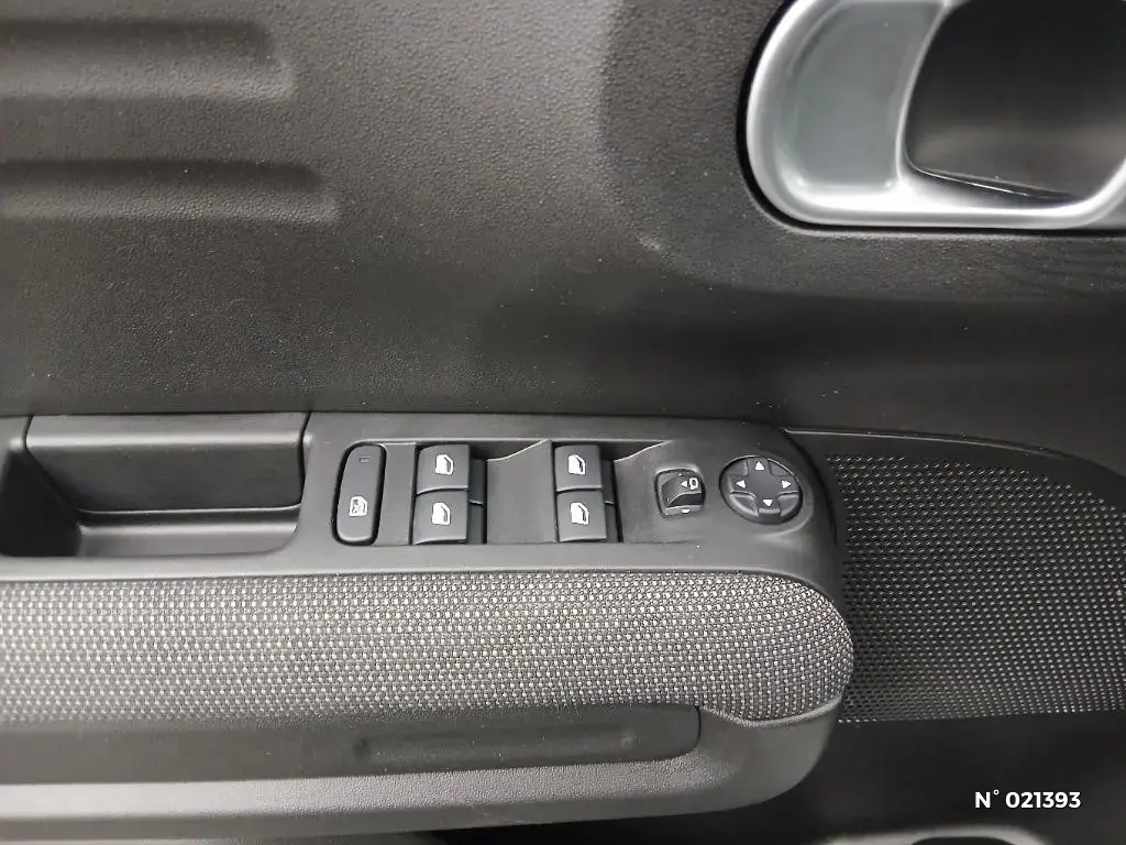 CITROEN C3 AIRCROSS - Miniature 12