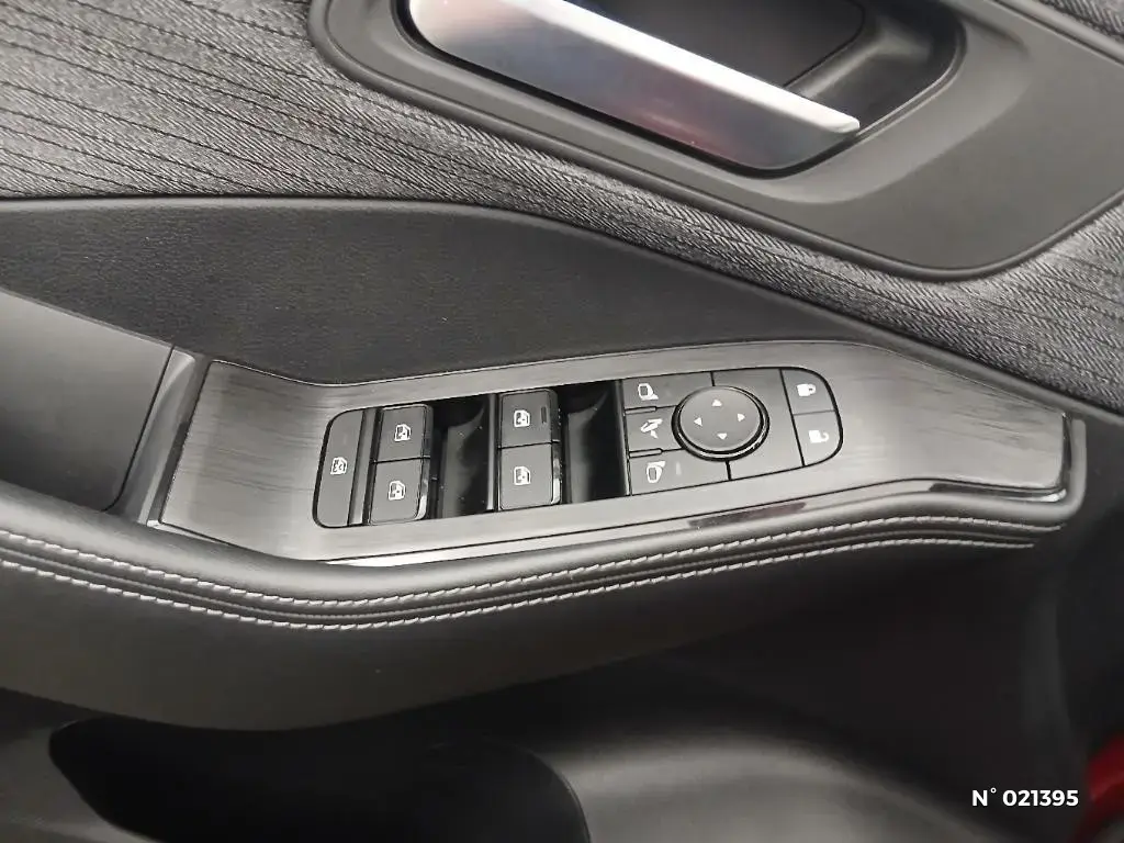 NISSAN X-TRAIL IV - Miniature 12