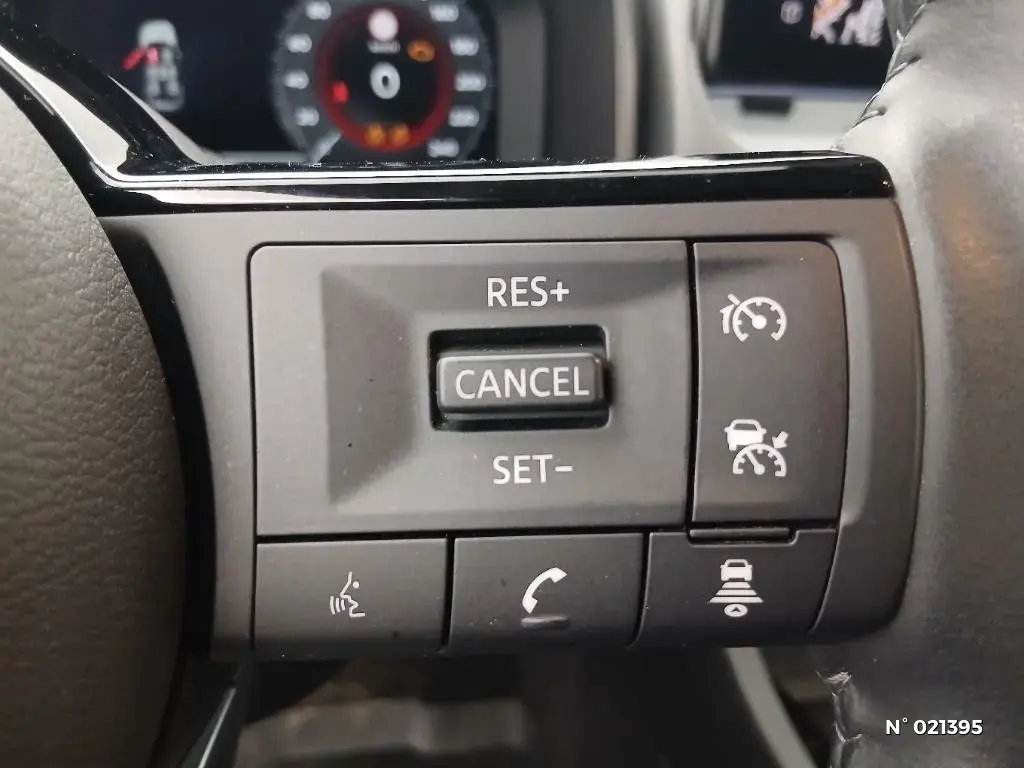 NISSAN X-TRAIL IV - Miniature 14