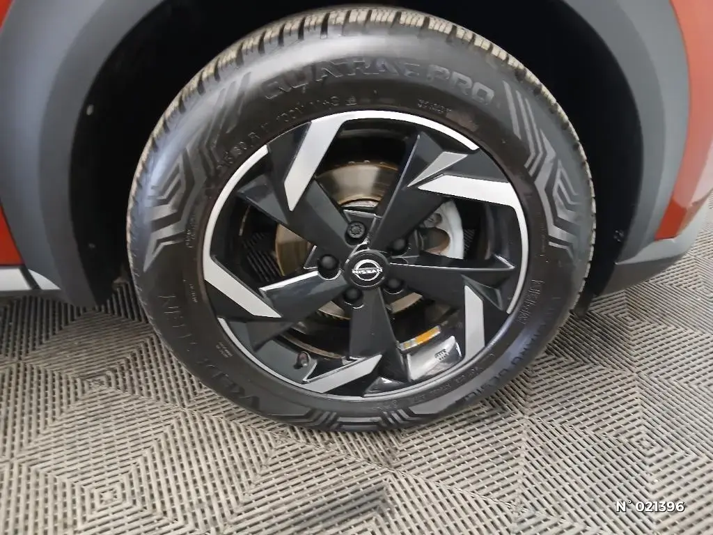 NISSAN JUKE II - Miniature 5