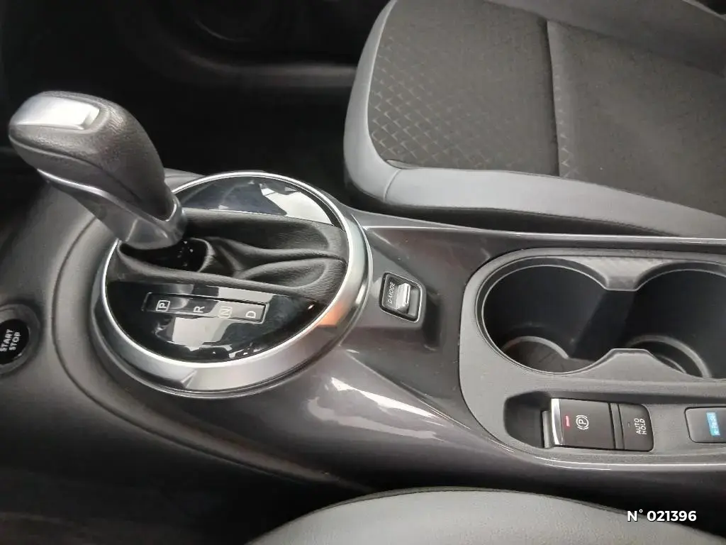 NISSAN JUKE II - Miniature 14