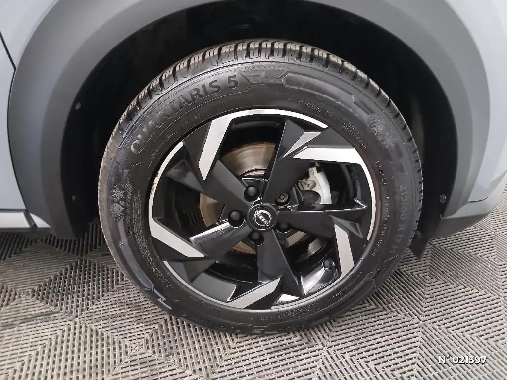 NISSAN JUKE II - Miniature 5