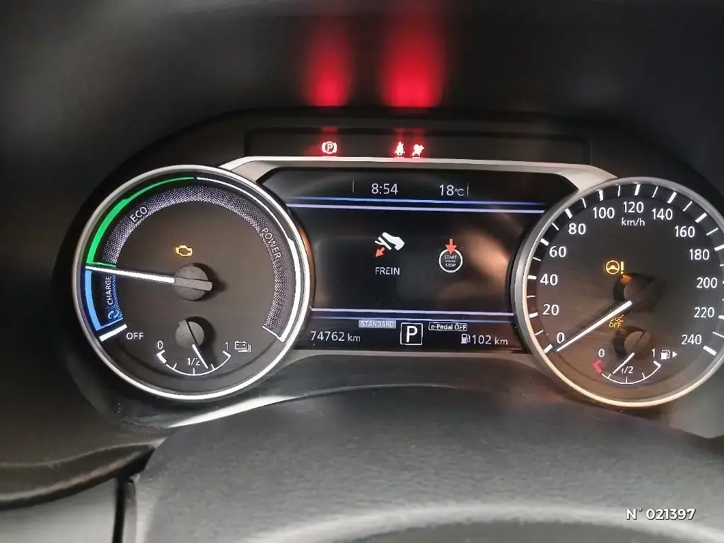 NISSAN JUKE II - Miniature 8