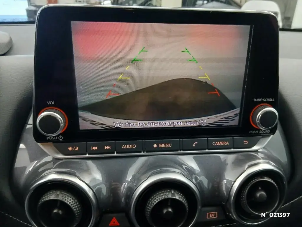 NISSAN JUKE II - Miniature 9