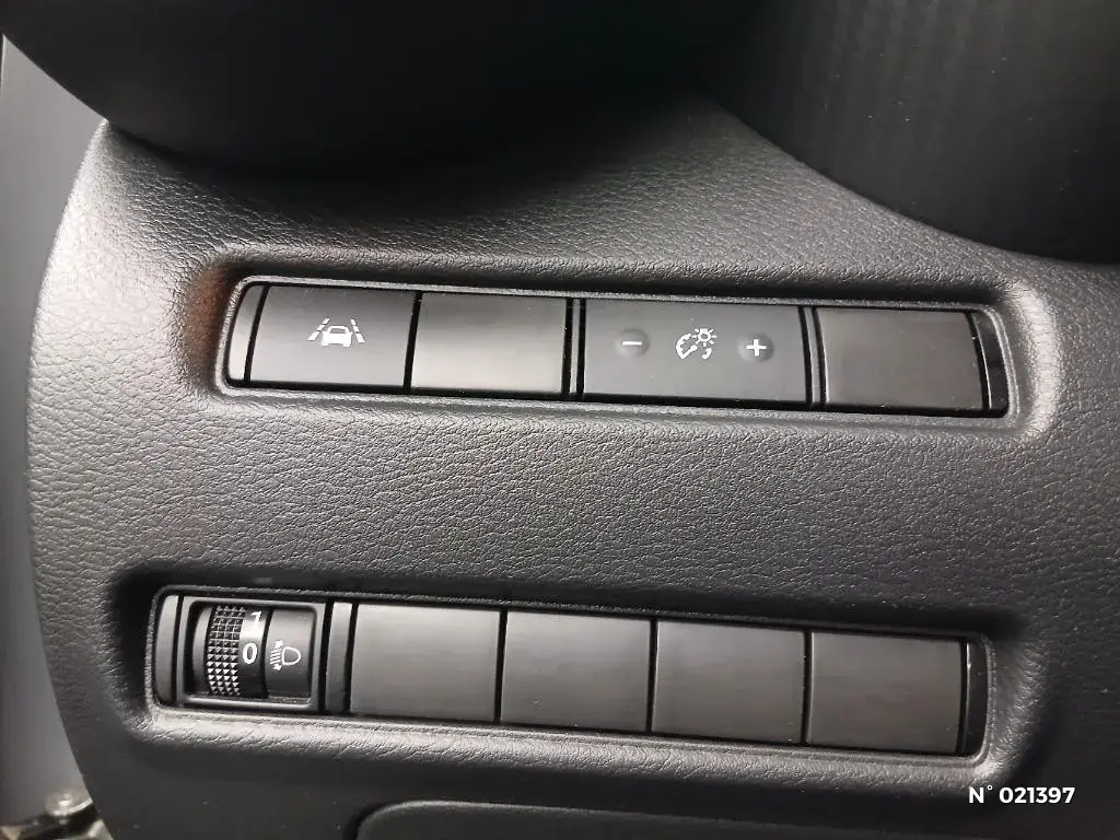 NISSAN JUKE II - Miniature 11
