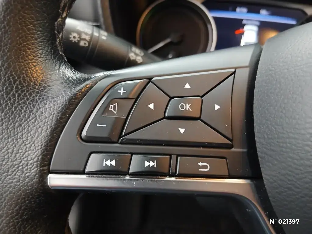 NISSAN JUKE II - Miniature 12