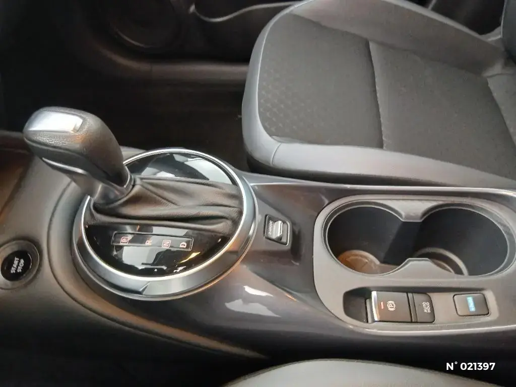 NISSAN JUKE II - Miniature 16