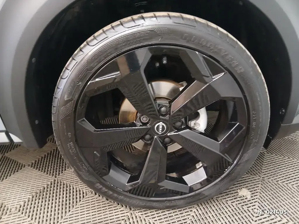 NISSAN JUKE II - Miniature 5