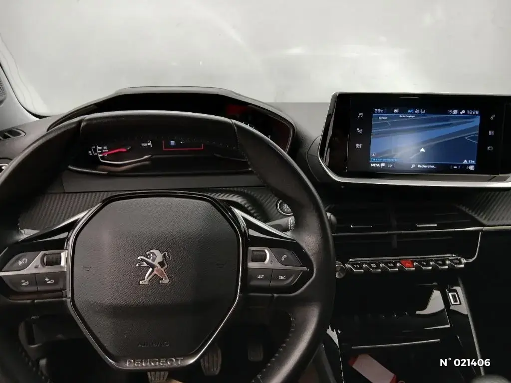 PEUGEOT 2008 II - Miniature 6