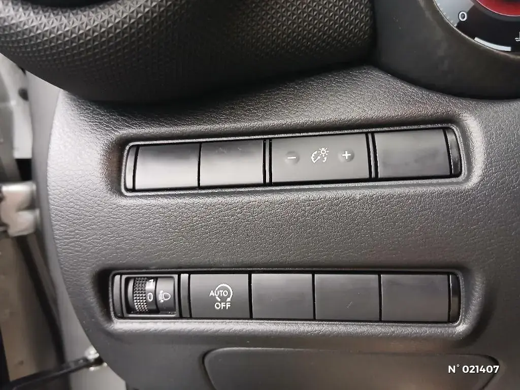 NISSAN JUKE II - Miniature 11