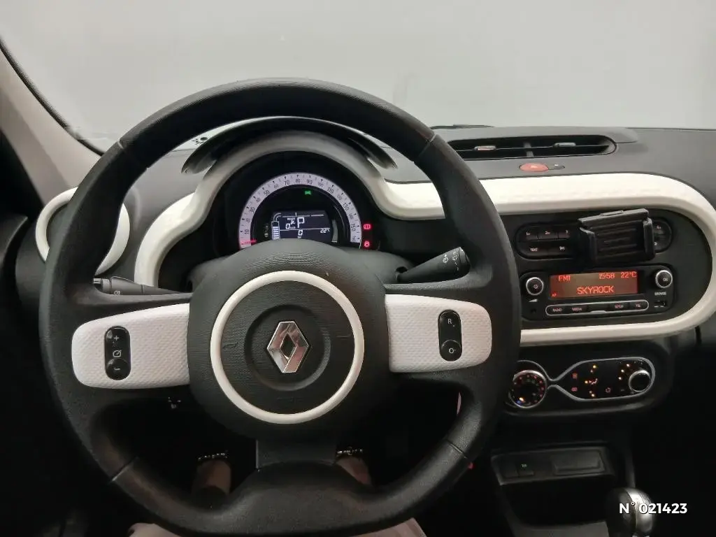RENAULT TWINGO ELECTRIQUE III - Miniature 6