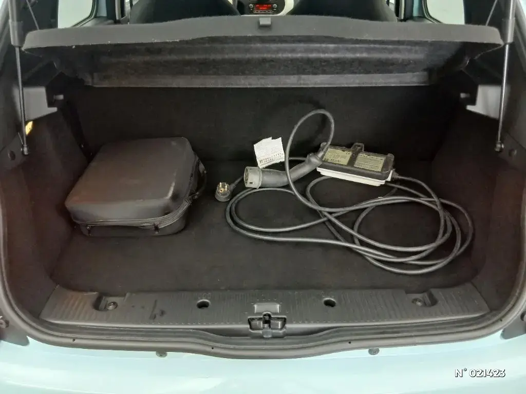 RENAULT TWINGO ELECTRIQUE III - Miniature 10
