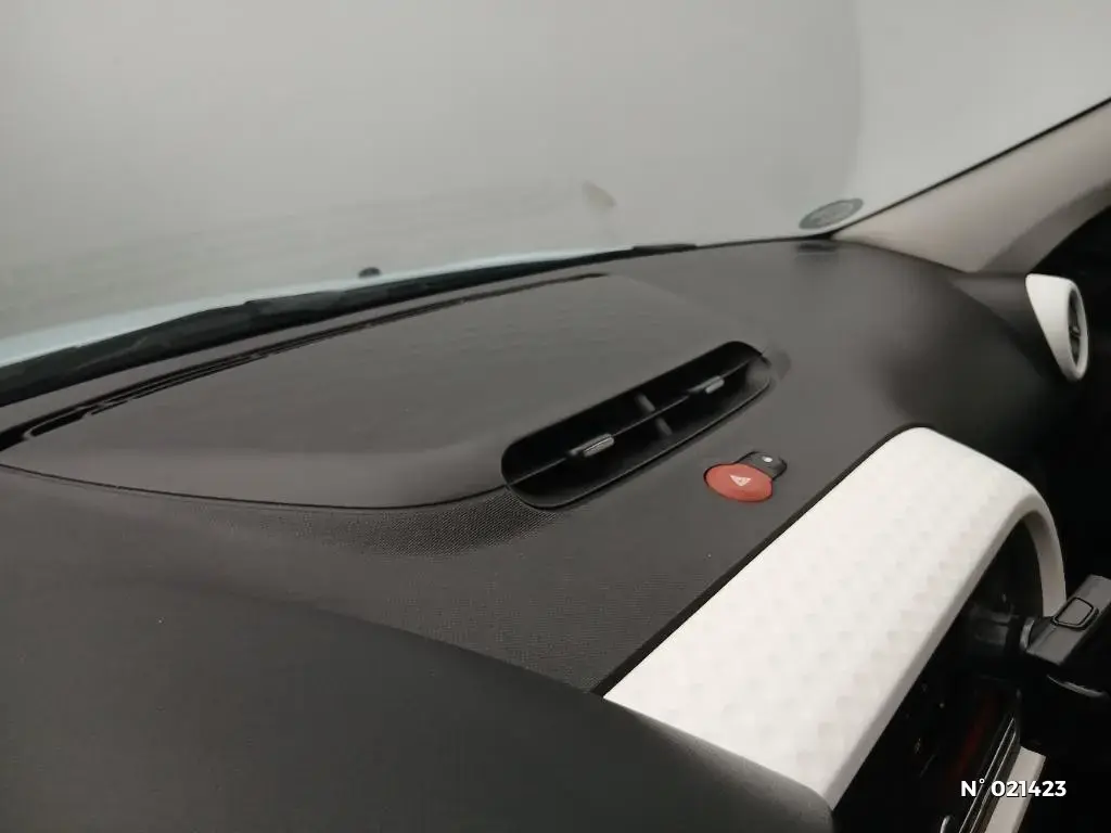 RENAULT TWINGO ELECTRIQUE III - Miniature 14