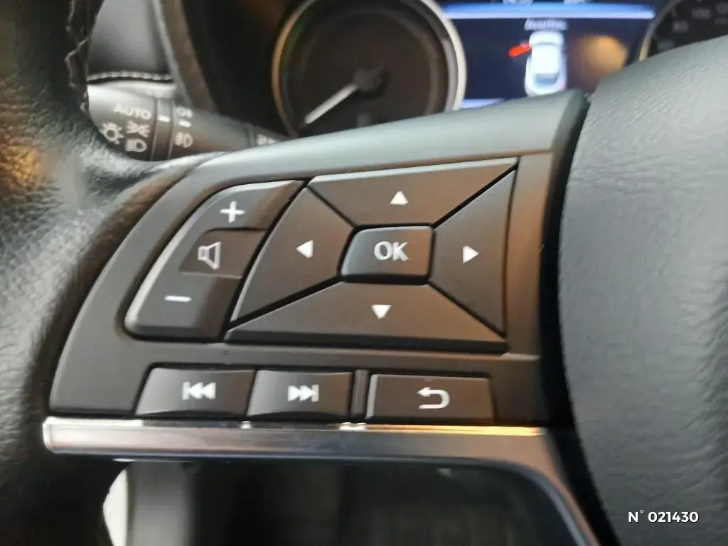 NISSAN JUKE II - Miniature 14
