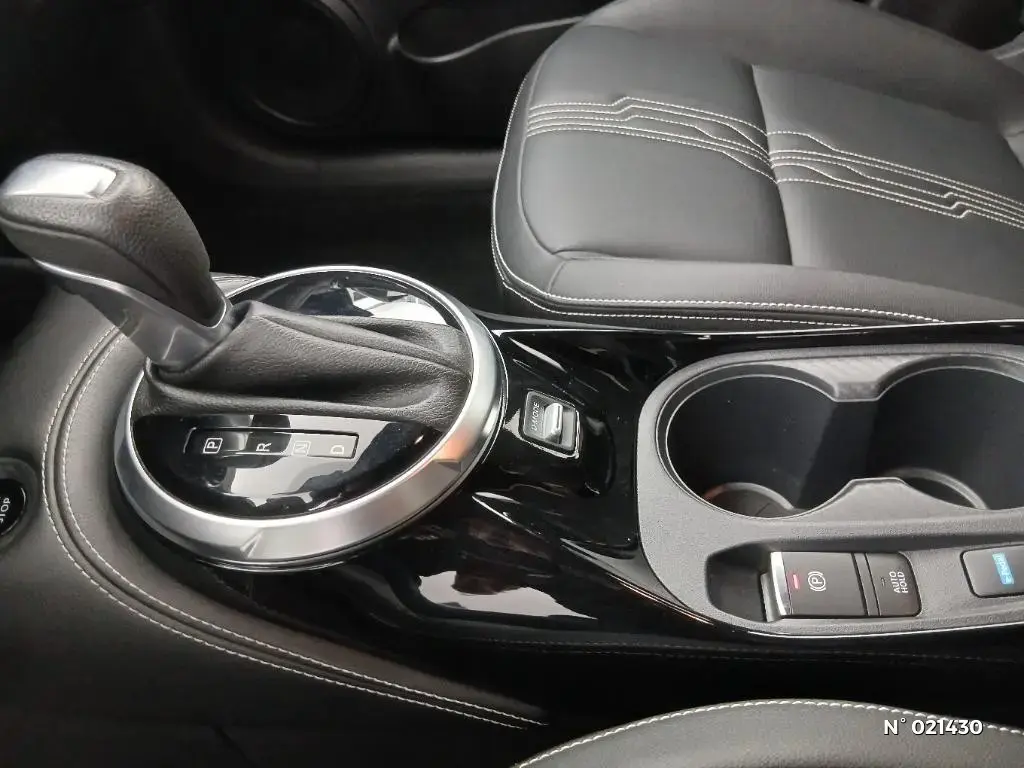 NISSAN JUKE II - Miniature 17