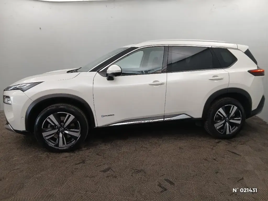 NISSAN X-TRAIL IV - Miniature 4