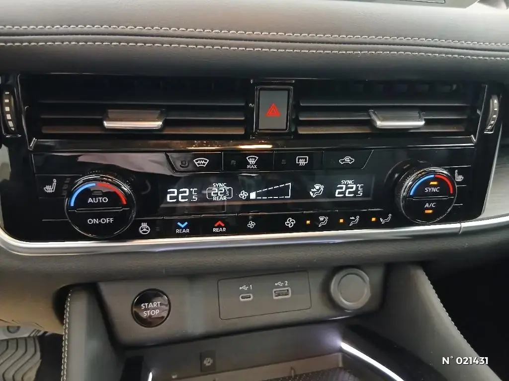 NISSAN X-TRAIL IV - Miniature 13