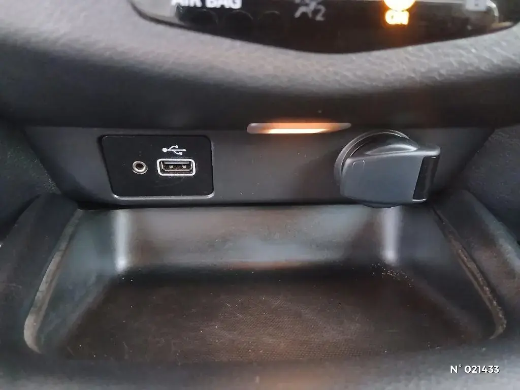 NISSAN JUKE II - Miniature 17