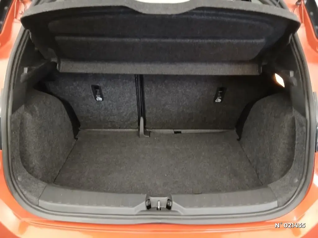 NISSAN MICRA V - Miniature 10