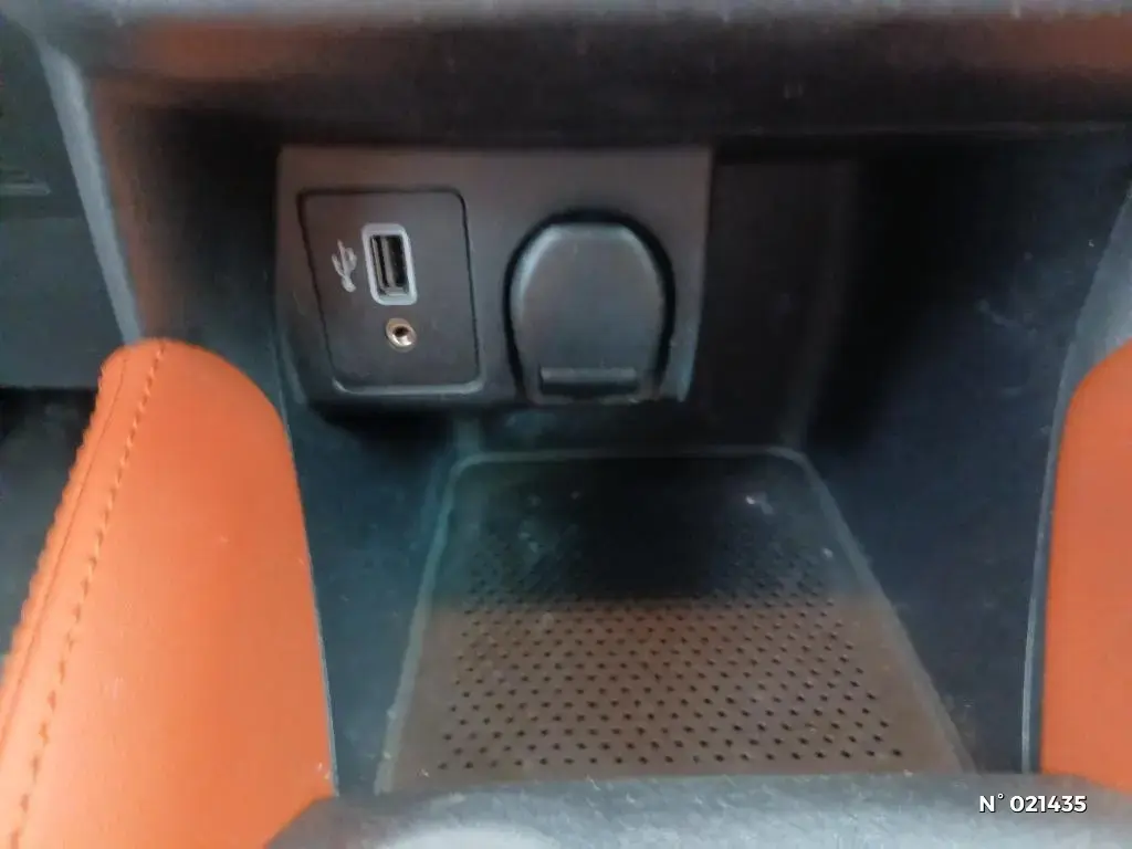 NISSAN MICRA V - Miniature 16