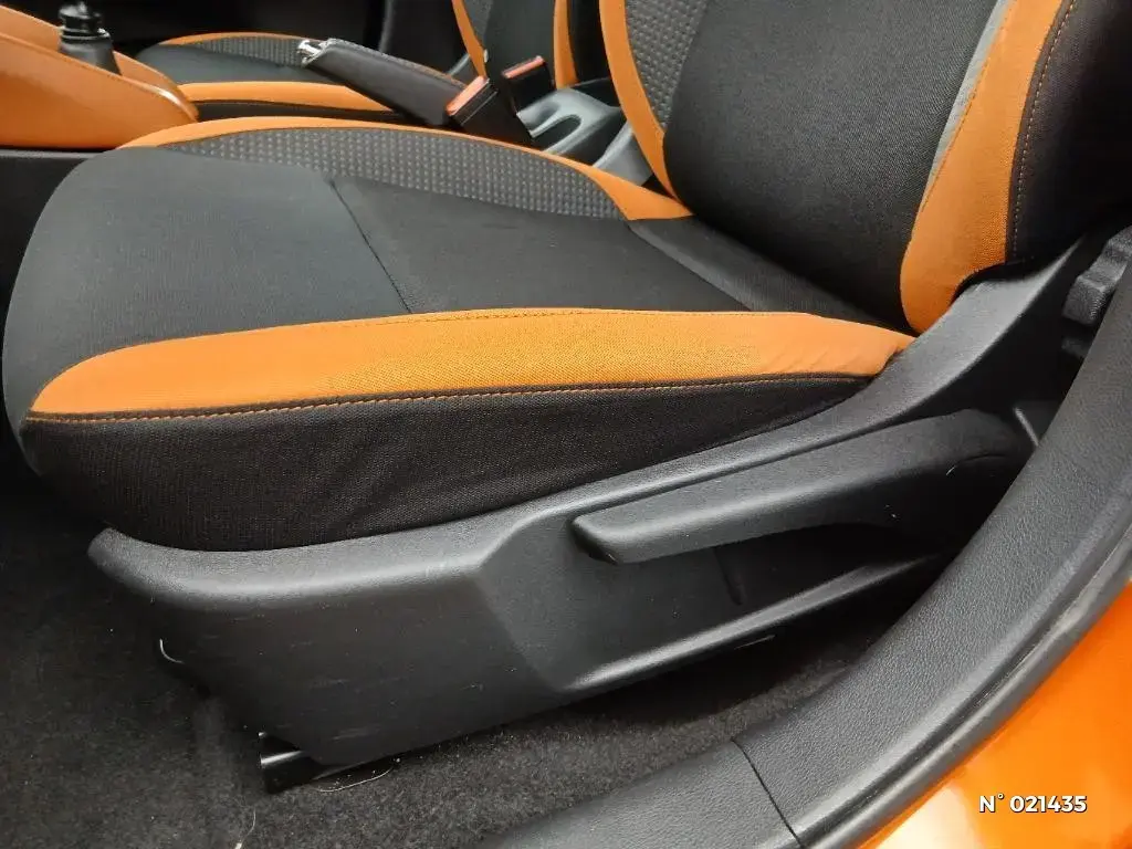 NISSAN MICRA V - Miniature 26