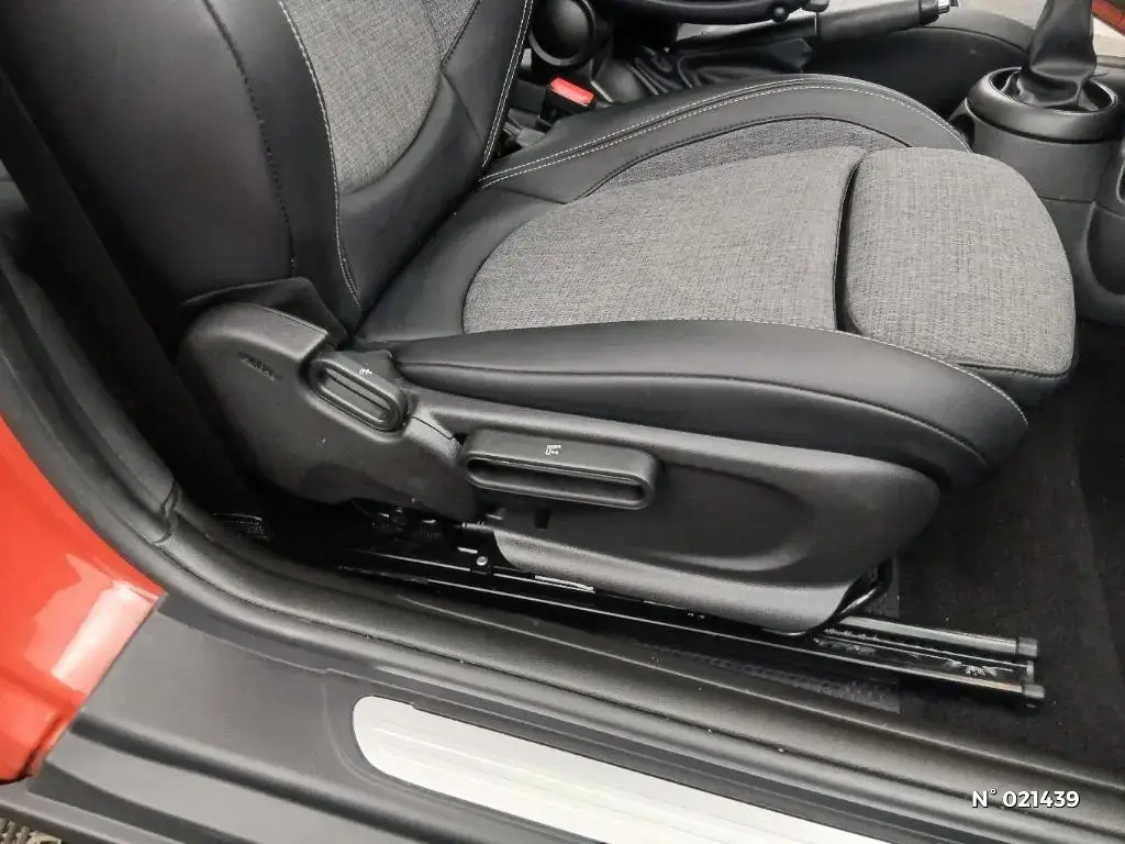 MINI  III - Miniature 24