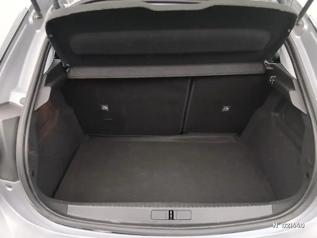 OPEL CORSA F - Miniature 10