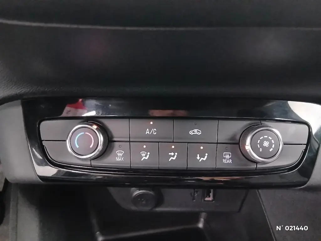 OPEL CORSA F - Miniature 16