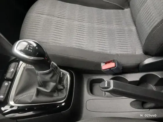 OPEL CORSA F - voiture d'occasion - Photo 35