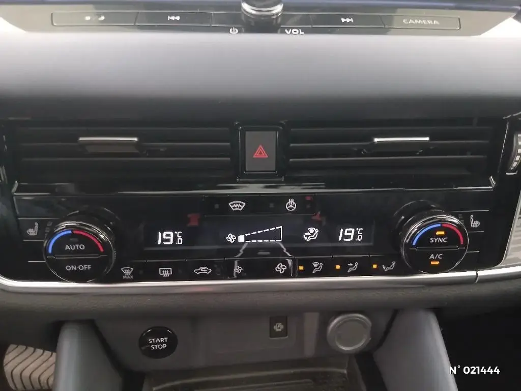 NISSAN QASHQAI III - Miniature 16