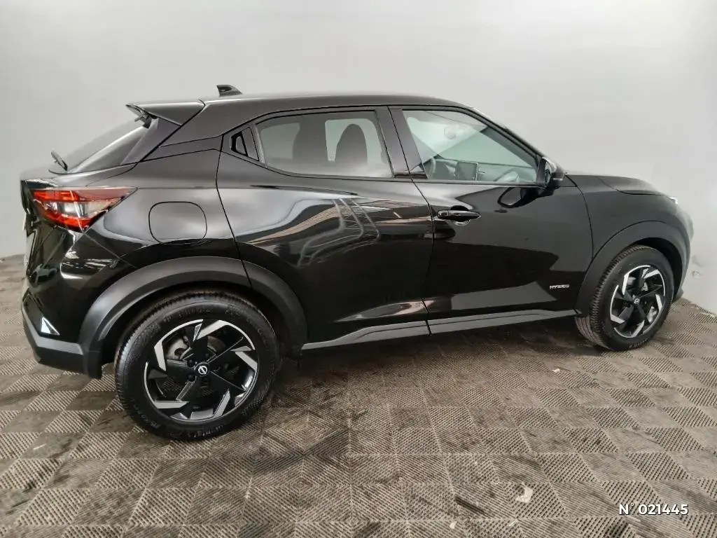 NISSAN JUKE II - Miniature 3