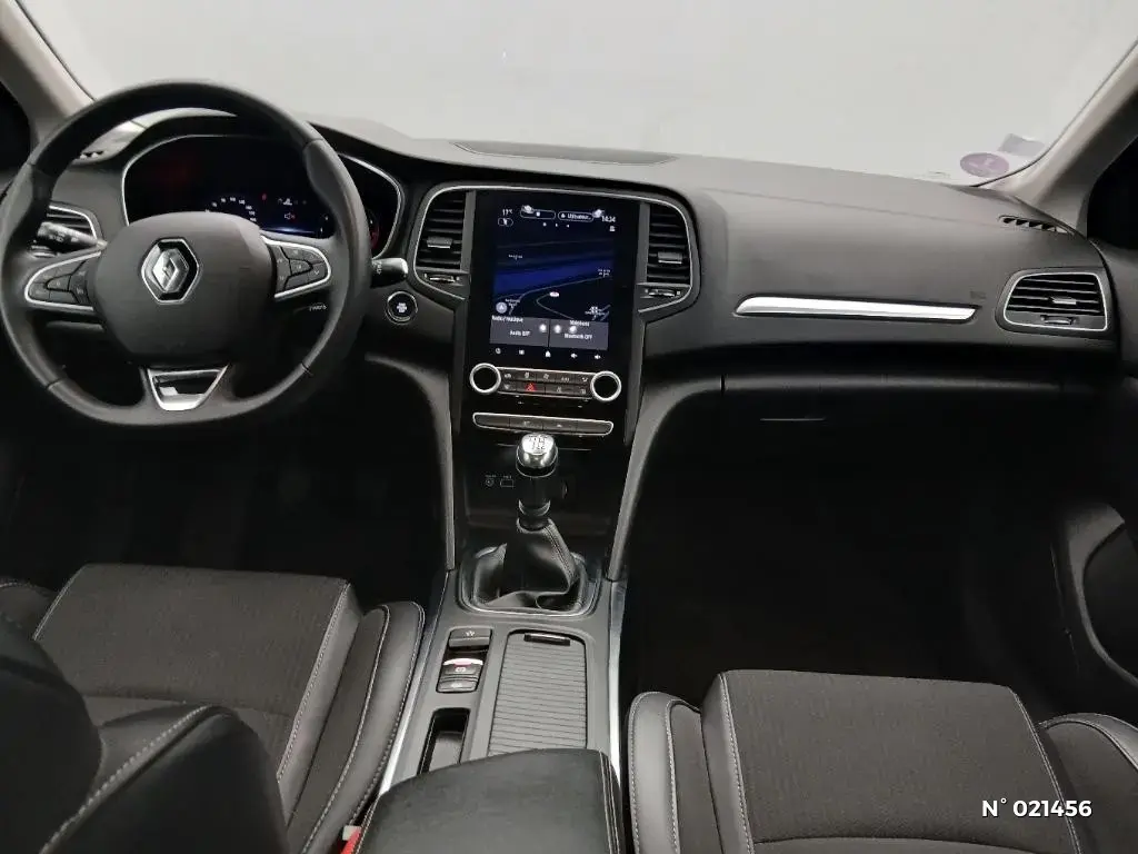 RENAULT MEGANE ESTATE IV - Miniature 6
