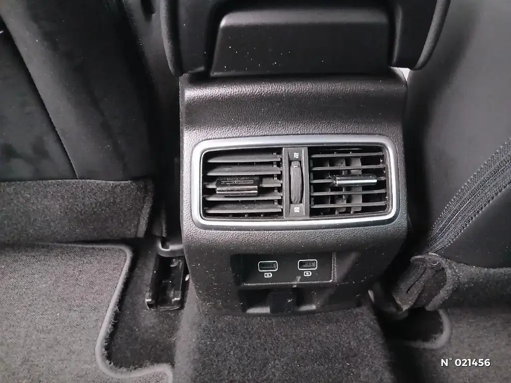 RENAULT MEGANE ESTATE IV - Miniature 21