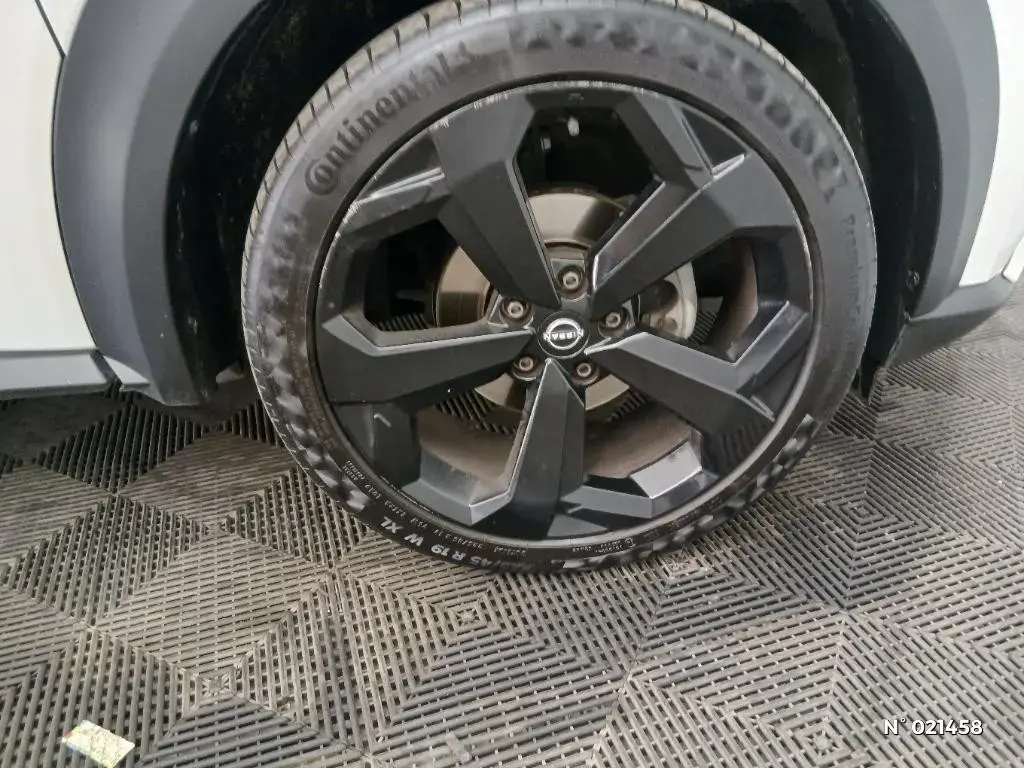 NISSAN JUKE II - Miniature 5