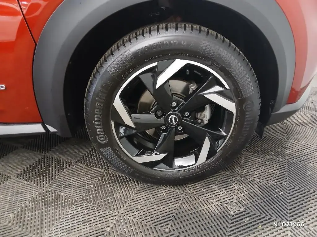 NISSAN JUKE II - Miniature 5