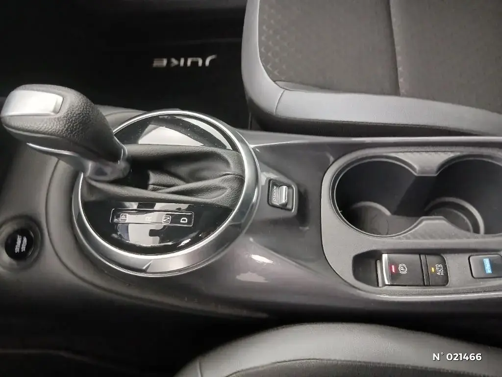 NISSAN JUKE II - Miniature 17