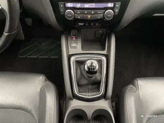 NISSAN QASHQAI II - voiture d'occasion - Photo 15
