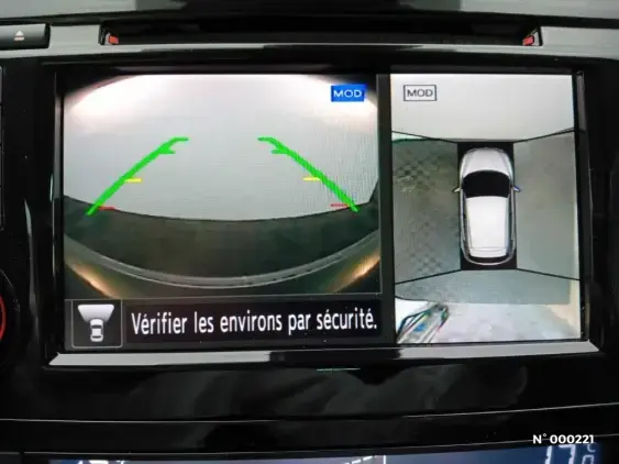 NISSAN QASHQAI II - voiture d'occasion - Photo 14