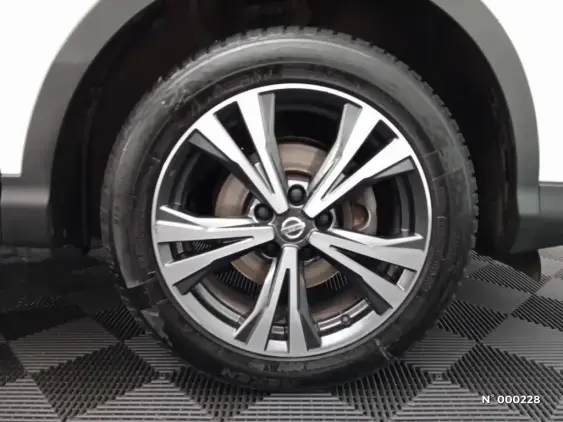 NISSAN QASHQAI II - voiture d'occasion - Photo 8