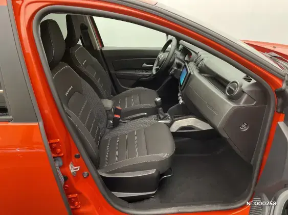 DACIA DUSTER II - voiture d'occasion - Photo 10