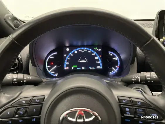 TOYOTA YARIS CROSS I - voiture d'occasion - Photo 12