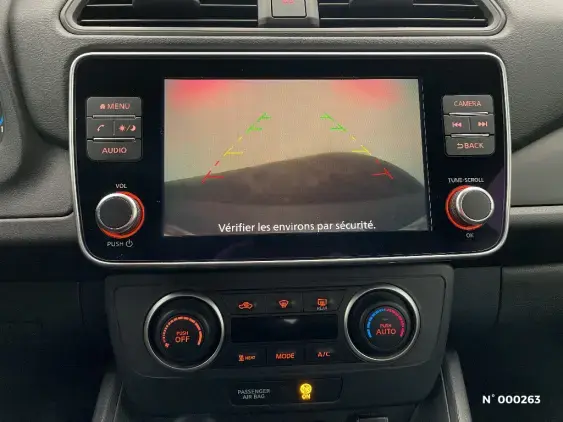 NISSAN LEAF II - voiture d'occasion - Photo 14