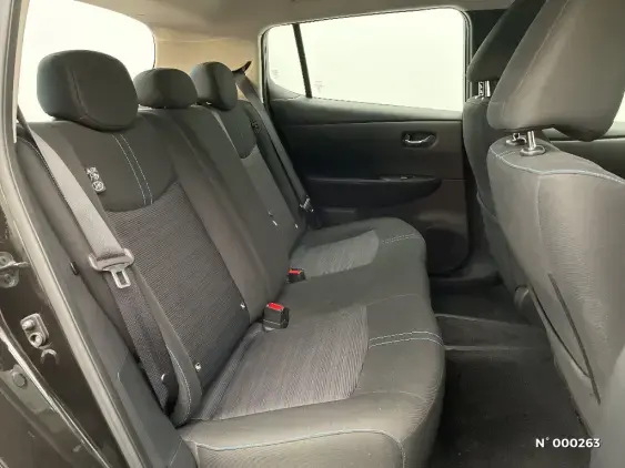 NISSAN LEAF II - voiture d'occasion - Photo 11