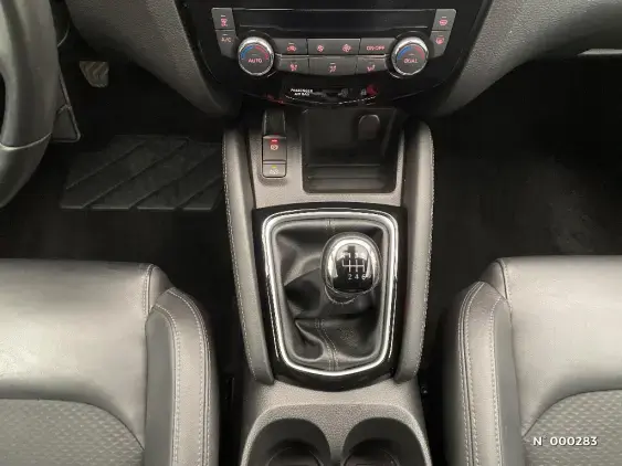 NISSAN QASHQAI II - voiture d'occasion - Photo 15